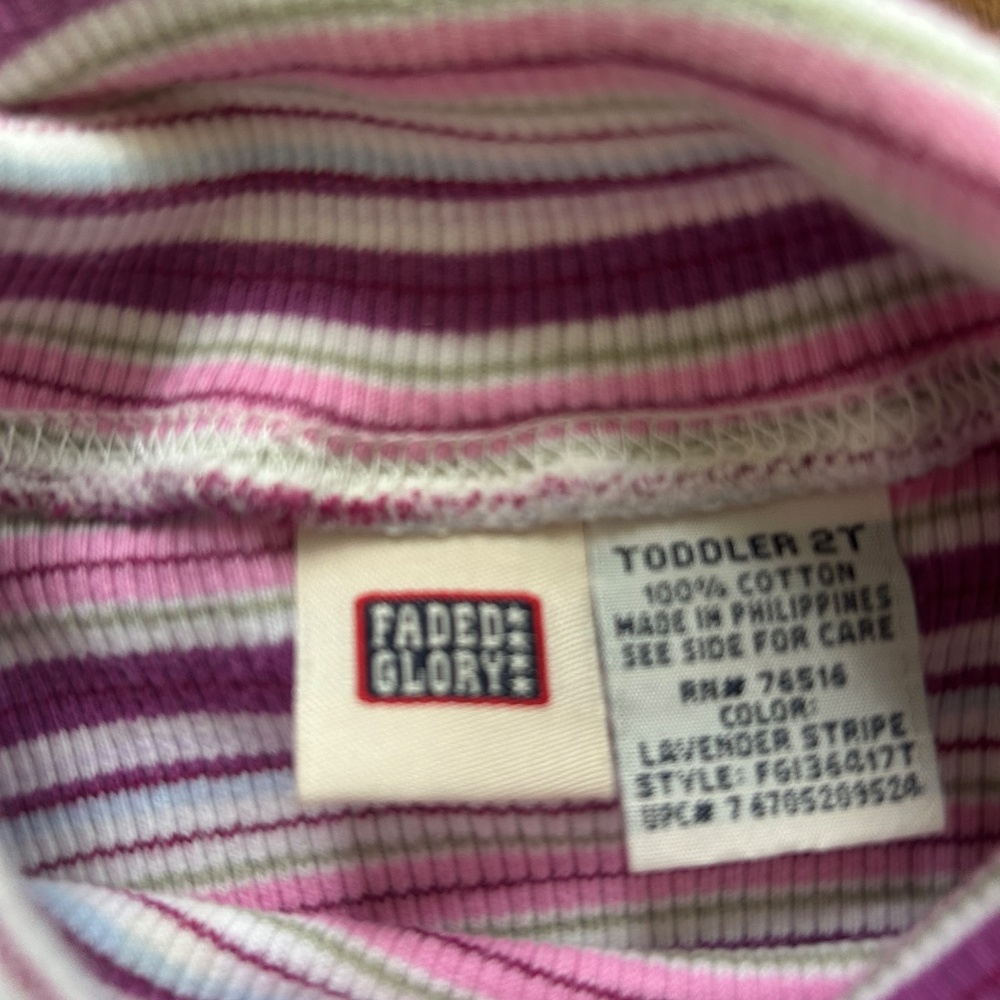 Faded Glory Vintage 2T top - Picture 3 of 6